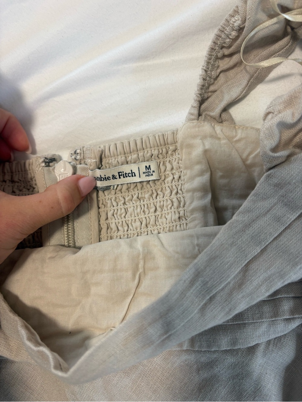 Abercrombie & Fitch Taupe Ruffled Strap Mini Dress - Picture 4 of 5